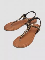 S.Oliver Sandały w kolorze czarno-jasnobrązowym rozmiar: 39. Brązowe sandały damskie S.Oliver, bez wzorów, z otwartym noskiem, bez obcasa, bez zapięcia. Za 140.20 zł.