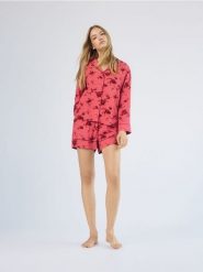 Dwuczęściowa piżama we wzory - różowy. Czerwone piżamy damskie Reserved, bez wzorów, z wiskozy, bez ramiączek. Za 139.99 zł.