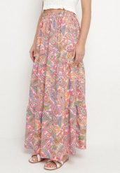 Różowa Rozkloszowana Spódnica z Wysokim Stanem ze Wzorem Paisley Nevrisa. Czerwone spódnice damskie Born2be, na co dzień, l, bez wzorów, eleganckie, maxi. Za 39.99 zł.