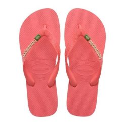 Klapki Havaianas Model 4110850 Kolor Rose. Czerwone klapki damskie Havaianas, bez wzorów, z gumy, bez obcasa, bez zapięcia. Za 94.99 zł.