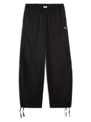 Puma Spodnie dresowe "Dare To" w kolorze czarnym rozmiar: L. Czarne spodnie dresowe damskie Puma, l, bez wzorów, z dresówki. Za 183.59 zł.