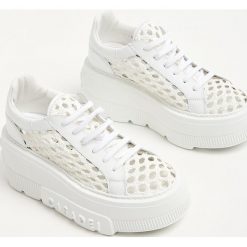 Sneakersy CASADEI. Obuwie sportowe damskie Casadei, bez zapięcia. W wyprzedaży za 1,903.20 zł.