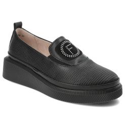 Czarne Półbuty Filippo Eleganckie Obuwie Damskie. Czarne półbuty damskie Filippo, na wiosnę, z aplikacjami, bez obcasa, bez zapięcia. Za 169.00 zł.