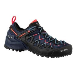 Buty trekkingowe Salewa Ws Wildfire Edge Gtx 61376-3965 niebieskie. Niebieskie obuwie trekkingowe damskie z gore-texu, bez zapięcia. Za 1,083.18 zł.