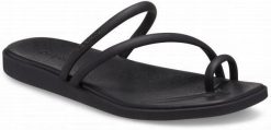 Klapki Dla Dorosłych Crocs Miami Toe Loop. Czerwone klapki damskie Crocs, bez wzorów, z materiału, bez obcasa, bez zapięcia. Za 159.99 zł.