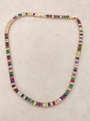 Nakkash Pozłacany naszyjnik z cyrkoniami - dł. 42 cm rozmiar: onesize. Żółte naszyjniki damskie Nakkash, z cyrkonią, pozłacane. Za 69.91 zł.