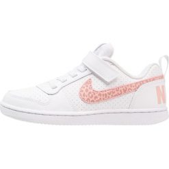 Nike Sportswear COURT BOROUGH LOW (PSV) Tenisówki i Trampki white/rust pink/coral stardust. Białe trampki dziewczęce Nike Sportswear, z materiału. Za 149.00 zł.