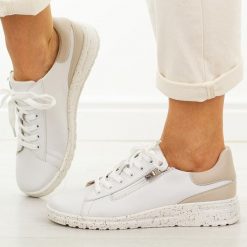 Białe skórzane półbuty damskie Potocki 19402. Białe półbuty damskie POTOCKI, na jesień, bez wzorów, z jeansu, bez obcasa, na płaskiej podeszwie, bez zapięcia. Za 239.00 zł.