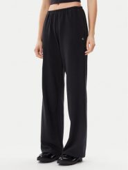 Calvin Klein Jeans Spodnie dresowe J20J225537 Czarny Straight Fit. Czarne spodnie dresowe damskie Calvin Klein Jeans, xl, bez wzorów, z bawełny. Za 229.99 zł.