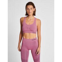 Damski bezszwowy biustonosz sportowy Hummel Shaping. Czerwone biustonosze sportowe damskie Hummel, bez wzorów. Za 122.50 zł.
