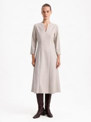 BGN Sukienka w kolorze jasnoszarym rozmiar: 36. Szare sukienki damskie BGN, bez wzorów, bez ramiączek. Za 171.95 zł.