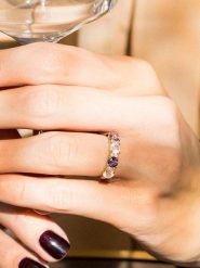 DIAMOND & CO Złoty pierścionek "Carat Color" z diamentami, kwarcem i ametystem rozmiar: 54. Różowe pierścionki damskie Diamond & Co, z ametystem, złote. Za 832.64 zł.