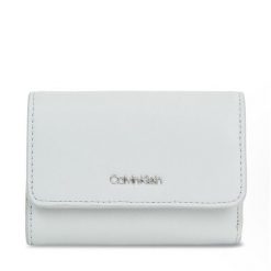 Portfel Calvin Klein. Szare portfele damskie Calvin Klein, bez wzorów. Za 199.99 zł.