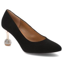 Czarne Czółenka Espirito Obuwie Damskie Na Eleganckim Obcasie. Czarne czółenka damskie Espirito, bez wzorów, ze skóry, bez obcasa, na obcasie. Za 459.00 zł.