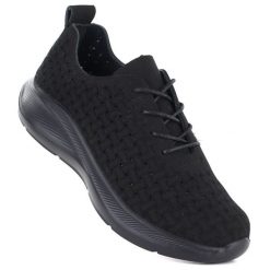 Półbuty sportowe damskie na platformie biały NEWS 209. Białe półbuty damskie NEWS, bez wzorów, ze skóry ekologicznej, bez obcasa, na platformie, bez zapięcia. Za 119.99 zł.