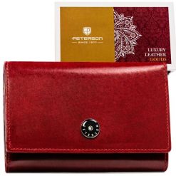 Portfel damski Peterson PTN 27079-TVT czerwony. Czerwone portfele damskie Peterson, bez wzorów, ze skóry. Za 129.99 zł.