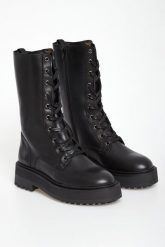 Trapery damskie skórzane AERONAUTICA MILITARE. Trapery damskie Aeronautica Militare, bez zapięcia. Za 1,229.00 zł.