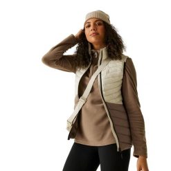 Damska kurtka bez rękawów Regatta Leedre. Brązowe kurtki damskie Regatta, bez wzorów, z puchu, bez kaptura. W wyprzedaży za 259.00 zł.