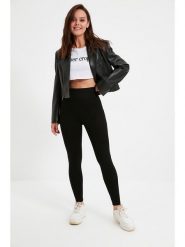 Trendyol Legginsy w kolorze czarnym rozmiar: XS. Czarne legginsy damskie Trendyol, xs, bez wzorów. Za 48.28 zł.