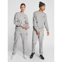 Bluza Hummel Legacy Loyalty. Szare bluzy damskie Hummel, na jesień, m, bez wzorów, z bawełny, bez kaptura. Za 193.60 zł.