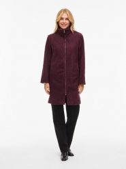 Vila Płaszcz przejściowy "Vijadas" w kolorze bordowym rozmiar: 34. Czerwone płaszcze damskie Vila, bez wzorów, bez kaptura. Za 152.98 zł.
