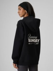 4F Bluza dresowa regular z kapturem damska - czarna XL. Czarne bluzy damskie 4F, xl, bez wzorów, z dresówki. Za 249.99 zł.