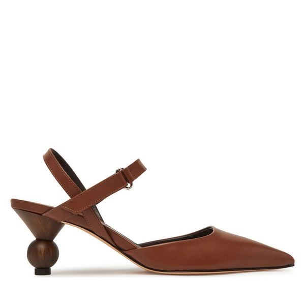 Czółenka Weekend Max Mara. Brązowe czółenka damskie Weekend Max Mara, bez wzorów, bez obcasa. Za 899.99 zł.