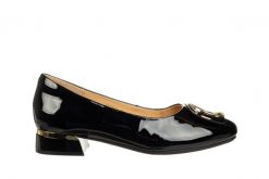 Półbuty Loretta Vitale E40305A Black 514250, Czarny, Skóra lakierowana - 41. Czarne półbuty damskie Loretta Vitale, bez wzorów, z lakierowanej skóry, bez obcasa, na obcasie, bez zapięcia. W wyprzedaży za 242.10 zł.