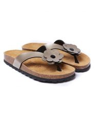 Mandel Japonki "Lene" w kolorze brązowym rozmiar: 40. Brązowe klapki damskie Mandel, z aplikacjami, bez obcasa, bez zapięcia. Za 121.99 zł.