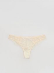 Koronkowe majtki stringi - złamana biel. Stringi Reserved, bez wzorów, z koronki. Za 39.99 zł.