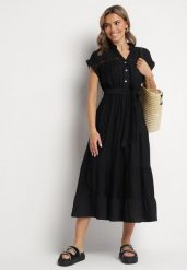 Czarna Wiskozowa Sukienka o Rozkloszowanym Kroju z Wiązanym Paskiem Jaselna. Czarne sukienki damskie Born2be, bez wzorów, ze skóry, eleganckie, bez ramiączek. Za 159.99 zł.