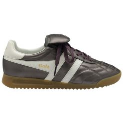 Sneakersy damscy Gola Stadium 86 Trainer. Białe obuwie sportowe casual damskie Gola, bez zapięcia. W wyprzedaży za 425.50 zł.