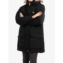 Płaszcz damski Fjallraven Nuuk Parka. Czarne parki damskie Fjällräven, bez kaptura. Za 2,214.99 zł.