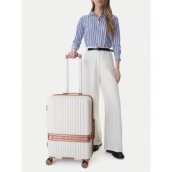 Walizka średnia Beverly Hills Polo Club. Brązowe walizki Beverly Hills Polo Club, bez wzorów, średnie. Za 359.99 zł.