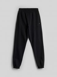 4F Spodnie dresowe joggery damskie - czarne XL. Czarne spodnie dresowe damskie 4F, bez wzorów, z dresówki. Za 149.99 zł.