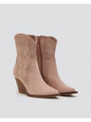Bellucci Botki w kolorze jasnoróżowym na obcasie rozmiar: 37. Różowe botki damskie Bellucci, eleganckie, bez obcasa, na obcasie, bez zapięcia. Za 159.95 zł.
