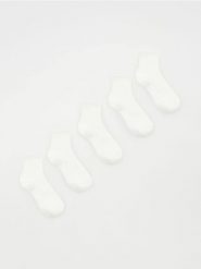 Skarpetki 5-pack - biały. Białe skarpetki damskie Reserved, bez wzorów. Za 49.99 zł.