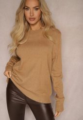 Ciemnobeżowy Sweter o Klasycznym Kroju z Wełną Mairissa. Brązowe swetry klasyczne damskie Renee, l, z wełny, bez kołnierzyka. Za 54.99 zł.