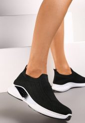 Czarne Buty Sportowe na Tłoczonej Podeszwie z Elastyczną Cholewką Taiden. Czarne obuwie sportowe casual damskie Renee, bez zapięcia. Za 39.99 zł.