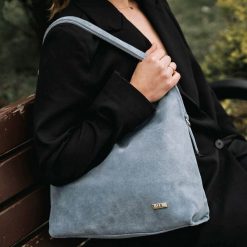 Worek SHE skóra import zamsz błękitny. Niebieskie shopper bag SHE, ze skóry, zamszowe, bez dodatków. Za 299.99 zł.