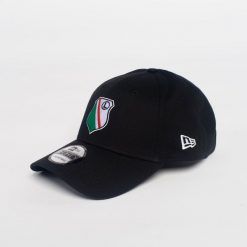 Czapka z daszkiem New Era Legia Warszawa. Czapki z daszkiem damskie New Era, bez wzorów. Za 139.99 zł.