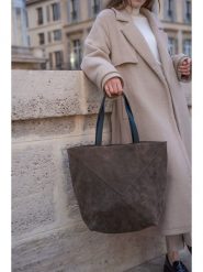 Maison héritage PARIS Skórzany shopper bag "Cruza" w kolorze brązowym - 31 x 42 x 16 cm rozmiar: onesize. Brązowe shopper bag maison héritage PARIS, bez wzorów, z materiału, na ramię, bez dodatków. Za 440.28 zł.