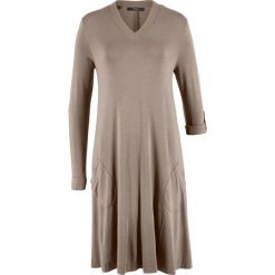 Sukienka shirtowa z wywijanymi rękawami bonprix brunatny. Brązowe sukienki damskie bonprix. Za 59.99 zł.