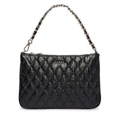 Torebka Guess. Czarne torebki wieczorowe damskie Guess, z aplikacjami, bez dodatków. Za 264.99 zł.