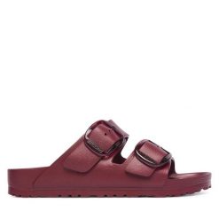 Klapki Birkenstock. Czerwone klapki damskie Birkenstock, bez wzorów, bez obcasa, bez zapięcia. Za 299.99 zł.