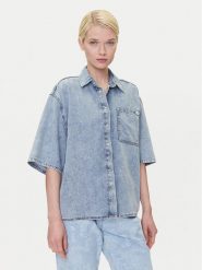 Mustang Koszula jeansowa Ella 1016568 Niebieski Oversize. Niebieskie koszule damskie Mustang, bez wzorów, z bawełny, bez kołnierzyka, bez ramiączek. Za 189.99 zł.