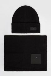 Komplet damski szal + czapka z wełną LIU JO. Szaliki damskie Liu Jo, bez wzorów, z wełny. Za 399.00 zł.