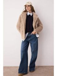 Trendyol Kurtka w kolorze beżowym ze sztucznego futerka rozmiar: 34. Brązowe kurtki damskie Trendyol, bez wzorów, bez kaptura. Za 100.99 zł.