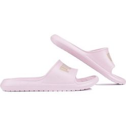 Klapki sportowe Puma Divecat v2. Czerwone klapki damskie Puma, bez wzorów, bez obcasa, bez zapięcia. Za 68.00 zł.