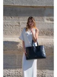 Maison héritage PARIS Skórzany shopper bag "Gianni" w kolorze czarnym - 48 x 30 x 11 cm rozmiar: onesize. Czarne shopper bag maison héritage PARIS, bez wzorów, z materiału, na ramię, bez dodatków. Za 389.08 zł.